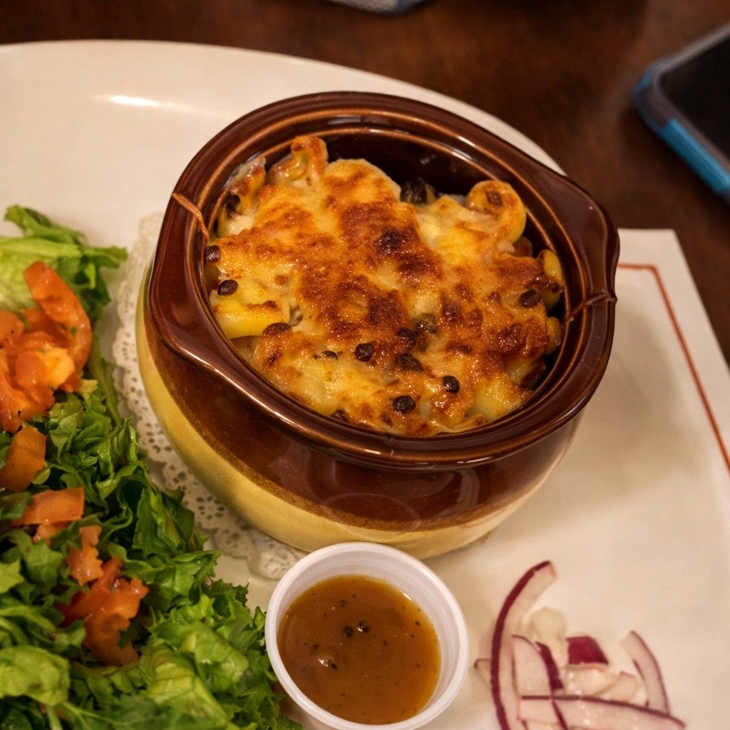 Gourmet Mac & Cheese.